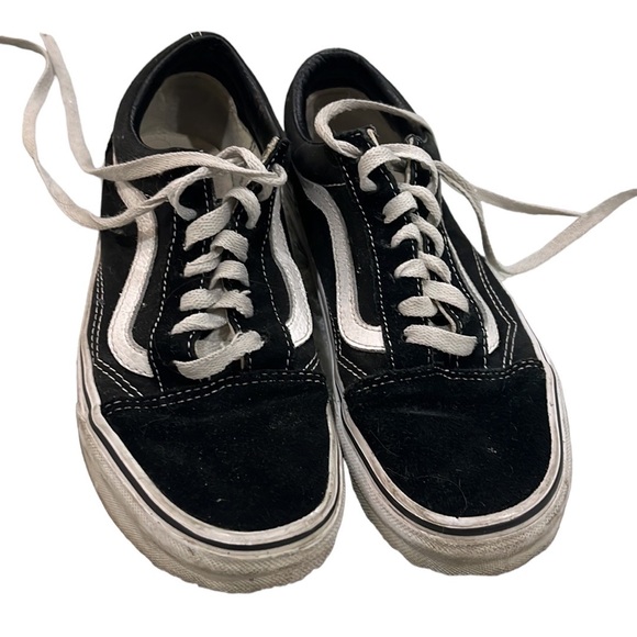 Vans - Picture 2 of 5